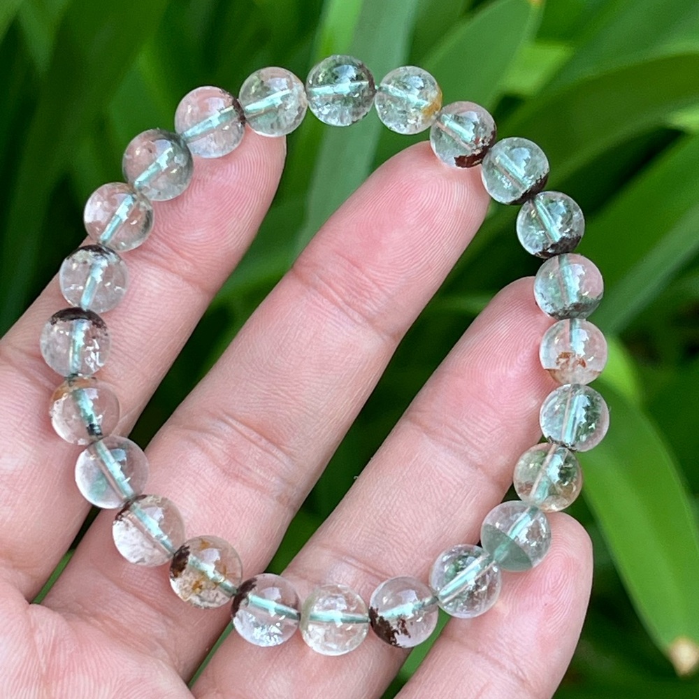 8mm‎ stretchable clear garden quartz bracelet